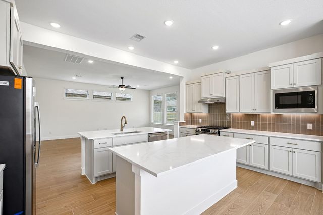 28810 Crockett Gardens Drive, New Caney, TX 77357
