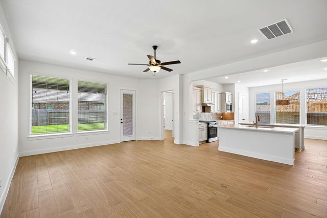 28810 Crockett Gardens Drive, New Caney, TX 77357