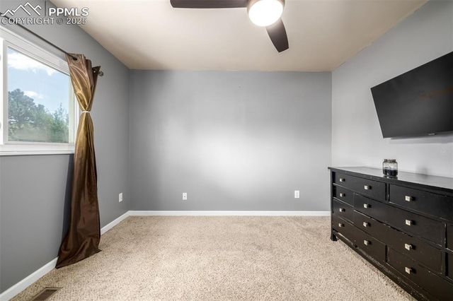 1945 Mineola Street, Colorado Springs, CO 80915