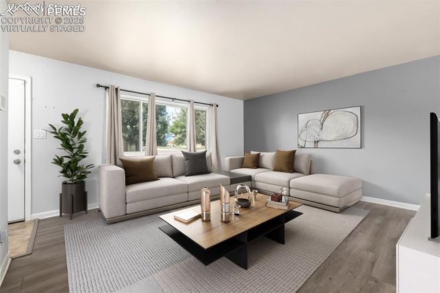 1945 Mineola Street, Colorado Springs, CO 80915