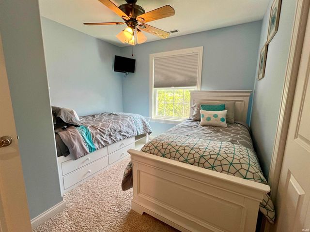 1620 Colonial Drive, Rochester, IN 46975