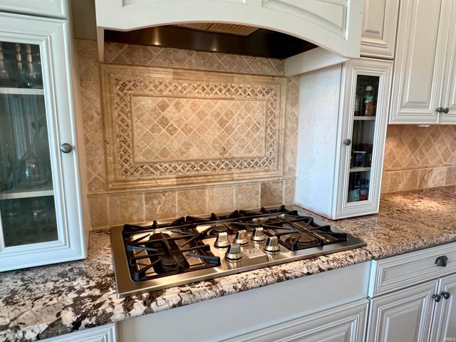 1620 Colonial Drive, Rochester, IN 46975