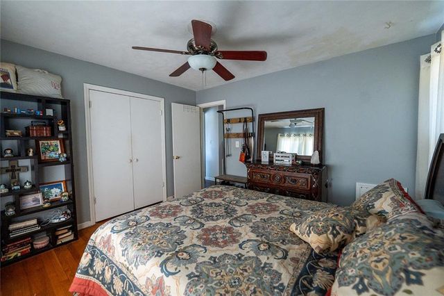 136 NW North Shore Drive, Kansas City, MO 64151