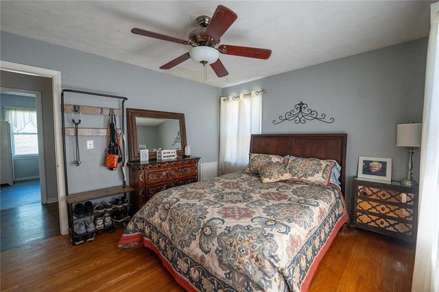 136 NW North Shore Drive, Kansas City, MO 64151
