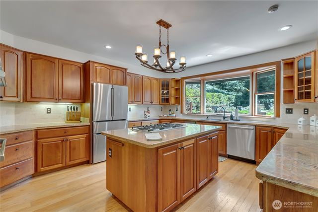 28808 SE Mud Mountain Road, Enumclaw, WA 98022
