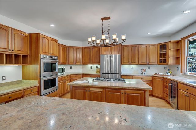28808 SE Mud Mountain Road, Enumclaw, WA 98022