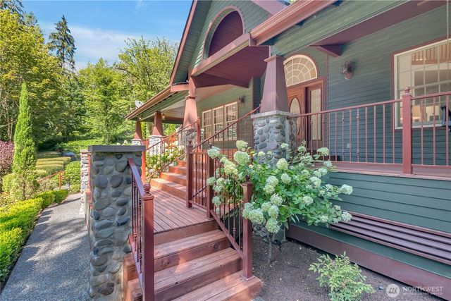 28808 SE Mud Mountain Road, Enumclaw, WA 98022
