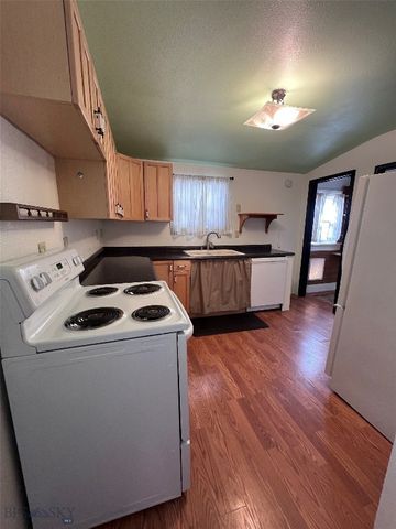 509 Locust Street, Anaconda, MT 59711