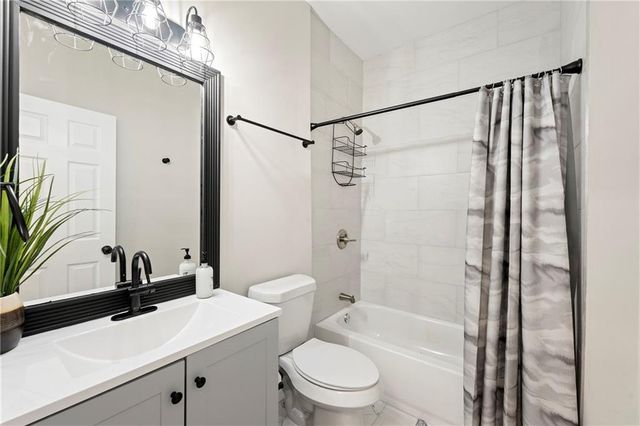 804 Fairburn Road, Atlanta, GA 30331