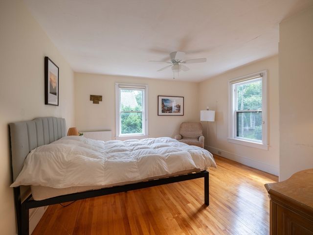 17 Stilson Avenue, Northampton, MA 01062