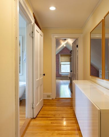 17 Stilson Avenue, Northampton, MA 01062