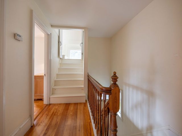 17 Stilson Avenue, Northampton, MA 01062