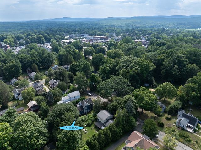 17 Stilson Avenue, Northampton, MA 01062
