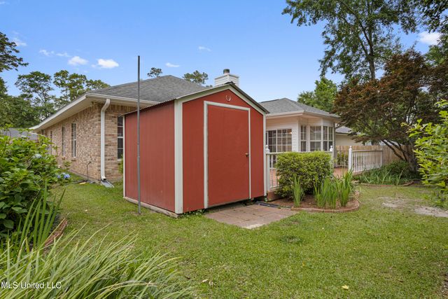 9526 Laa La Place, Diamondhead, MS 39525