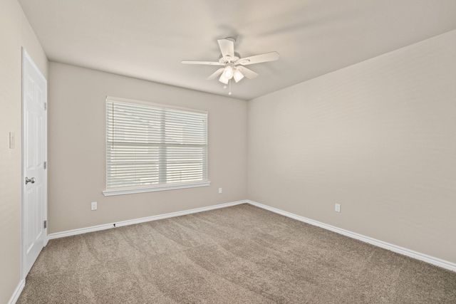 609A W 7th ST, Taylor, TX 76574