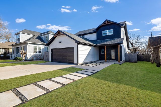 609A W 7th ST, Taylor, TX 76574