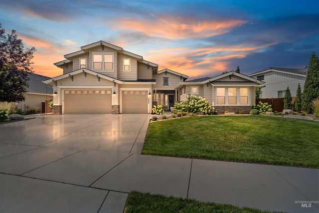 5853 W Venetian Dr, Eagle, ID 83616