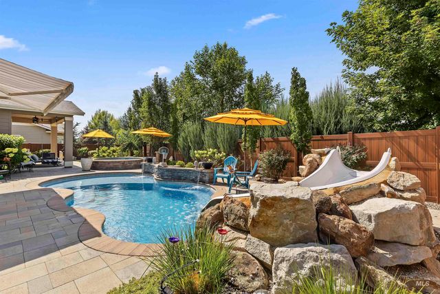 5853 W Venetian Dr, Eagle, ID 83616
