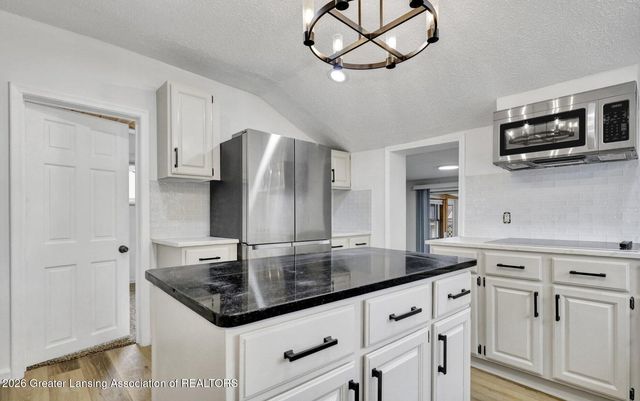 6945 Delta River Drive, Lansing, MI 48906