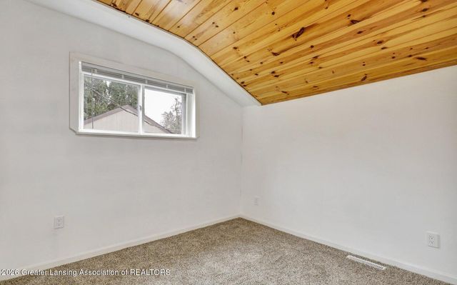 6945 Delta River Drive, Lansing, MI 48906