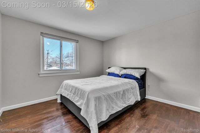 36419 Avondale Street, Westland, MI 48186