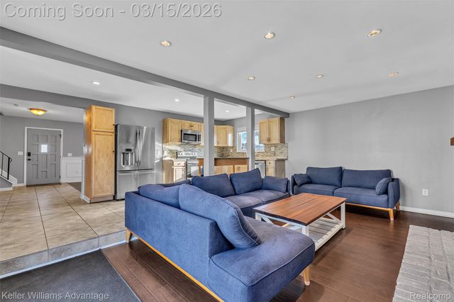 36419 Avondale Street, Westland, MI 48186