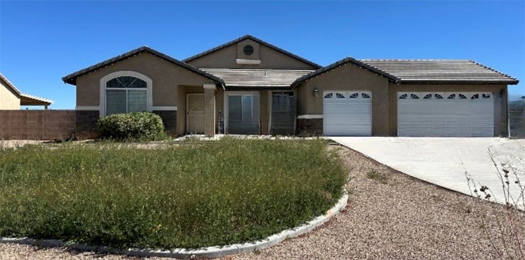 14193 Fresian, Apple Valley, CA 92307