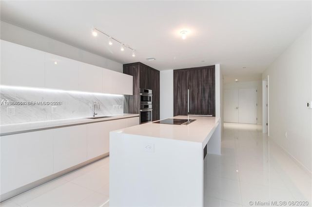 851 NE 1st Avenue 3601, Miami, FL 33132