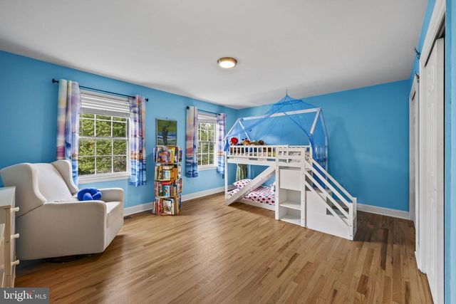 8 ASHTON DR, Voorhees, NJ 08043