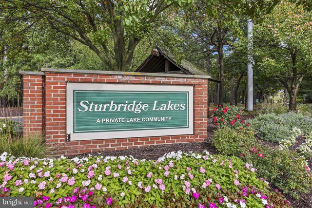 8 ASHTON DR, Voorhees, NJ 08043
