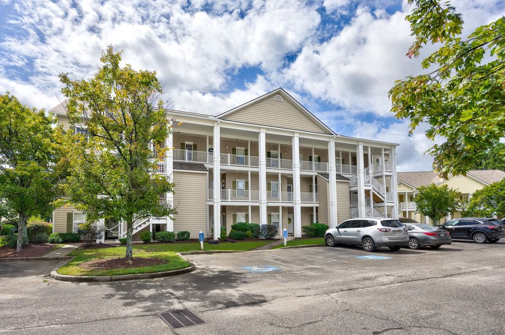 5882 Longwood Dr Unit 303, Murrells Inlet, SC 29576 — exterior