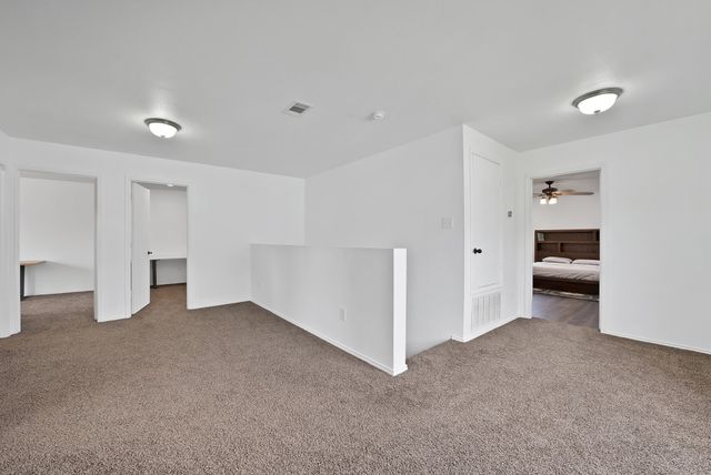 1015 Crow Court, Dallas, TX 75051
