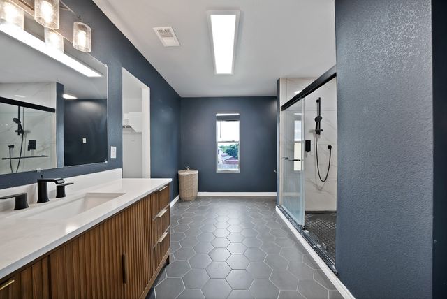 1015 Crow Court, Dallas, TX 75051