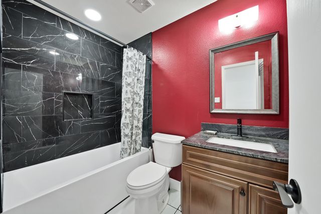 1015 Crow Court, Dallas, TX 75051