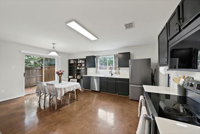1015 Crow Court, Dallas, TX 75051