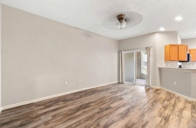 9904 VENETIAN RIVER WAY, Tampa, FL 33619