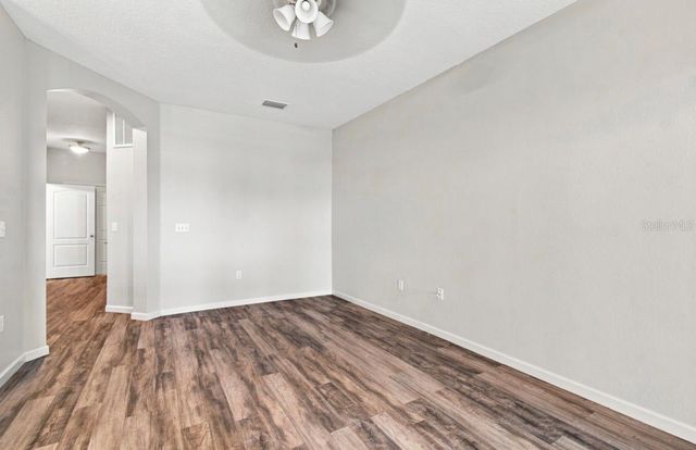 9904 VENETIAN RIVER WAY, Tampa, FL 33619