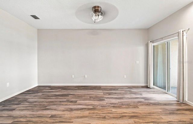 9904 VENETIAN RIVER WAY, Tampa, FL 33619
