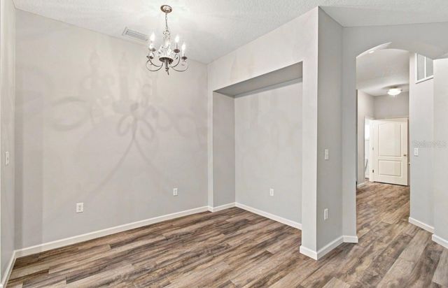 9904 VENETIAN RIVER WAY, Tampa, FL 33619