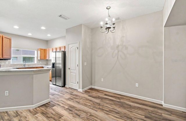 9904 VENETIAN RIVER WAY, Tampa, FL 33619
