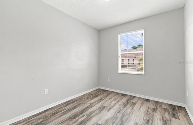 9904 VENETIAN RIVER WAY, Tampa, FL 33619