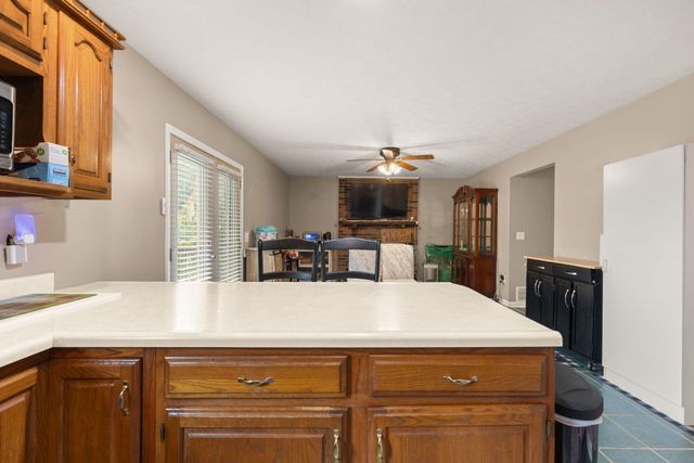 212 Bay Meadows Drive, Richmond, KY 40475