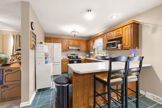 212 Bay Meadows Drive, Richmond, KY 40475