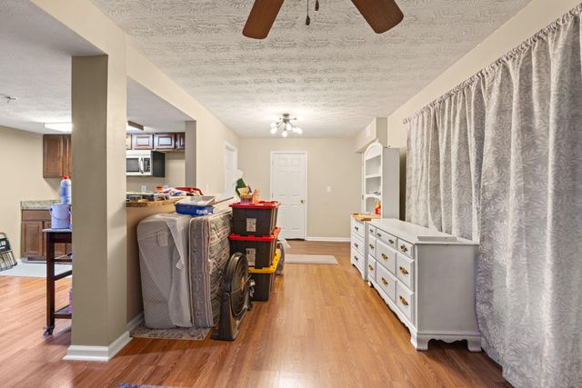 212 Bay Meadows Drive, Richmond, KY 40475