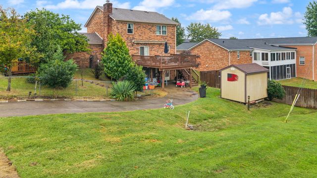 212 Bay Meadows Drive, Richmond, KY 40475