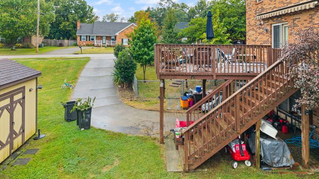 212 Bay Meadows Drive, Richmond, KY 40475