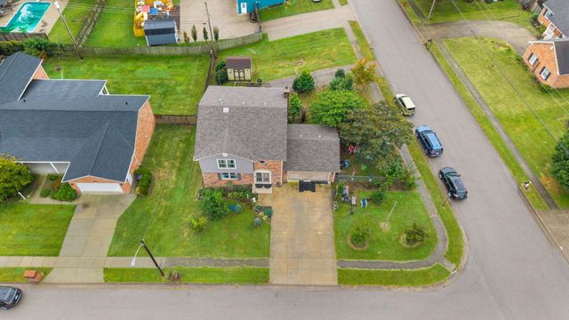 212 Bay Meadows Drive, Richmond, KY 40475
