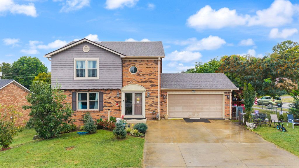 212 Bay Meadows Drive, Richmond, KY 40475