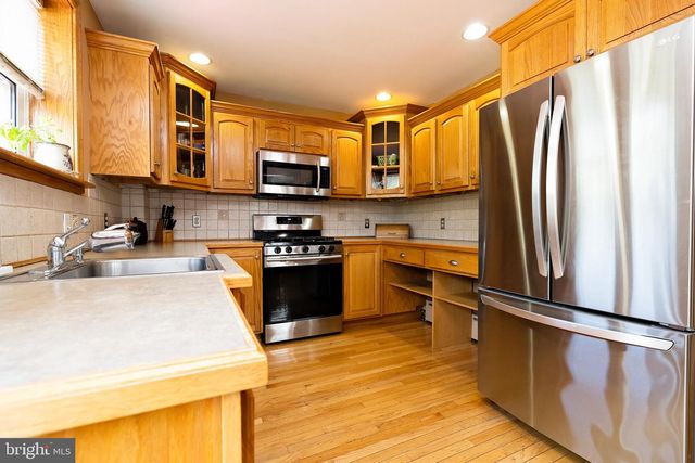 241 JAMES ST, Mount Ephraim, NJ 08059
