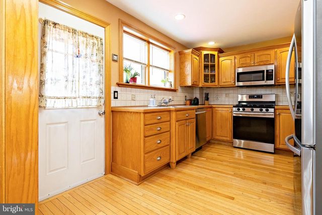 241 JAMES ST, Mount Ephraim, NJ 08059